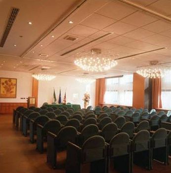 Western Leonardo Da Vinci 4* Erba