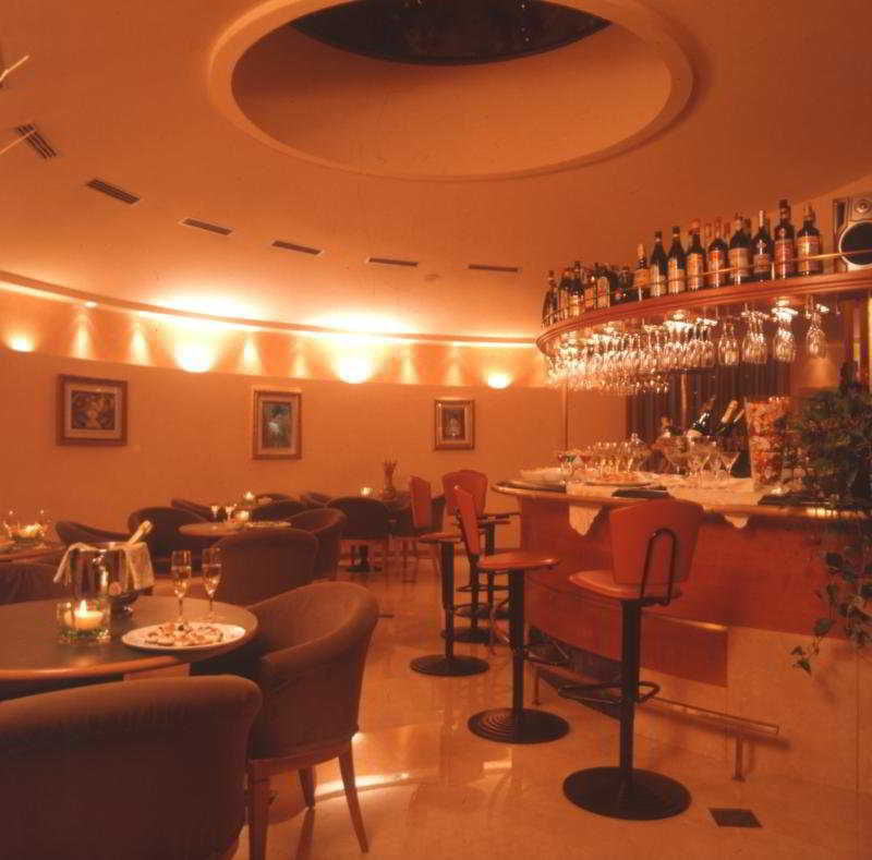 Best Western Leonardo Da Vinci Hotel 4*
